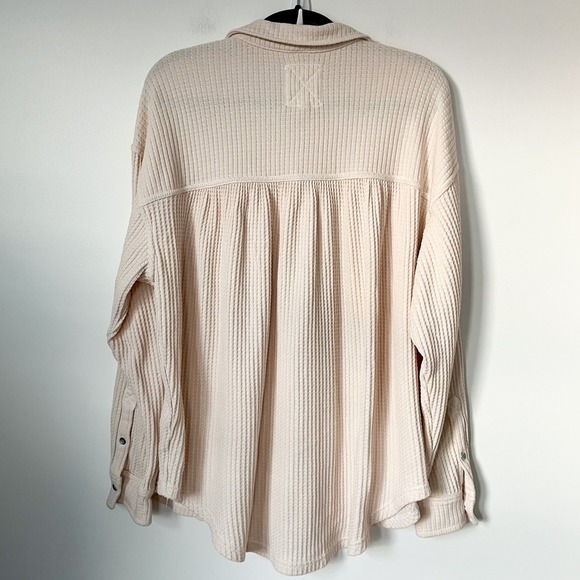 Aerie Anytime Fave Waffle Oversized Button Shirt Womens Medium Cake Batter Cream - Picture 7 of 14